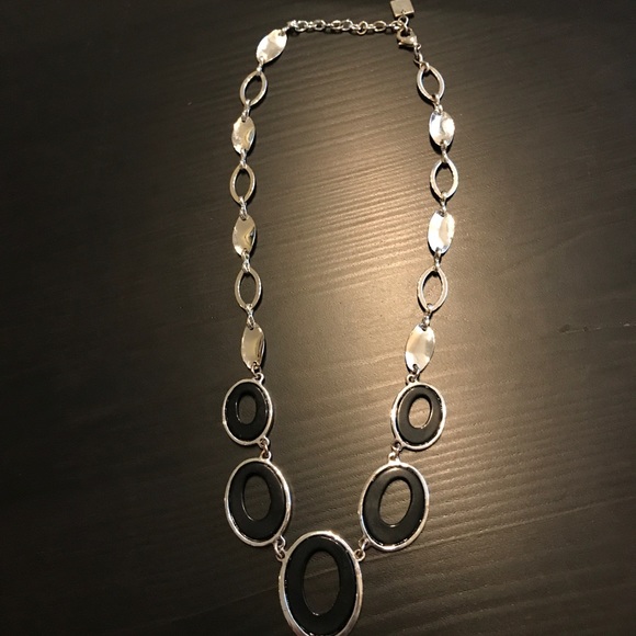 Nine West silver and black necklace - Picture 1 of 4